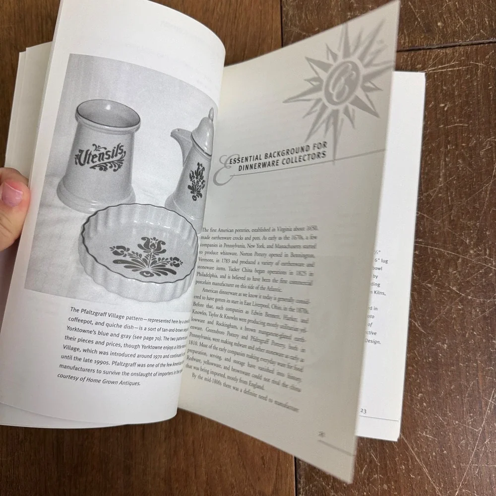 Collector's‎ Compass 20th Century Dinnerware Identification Reference Book